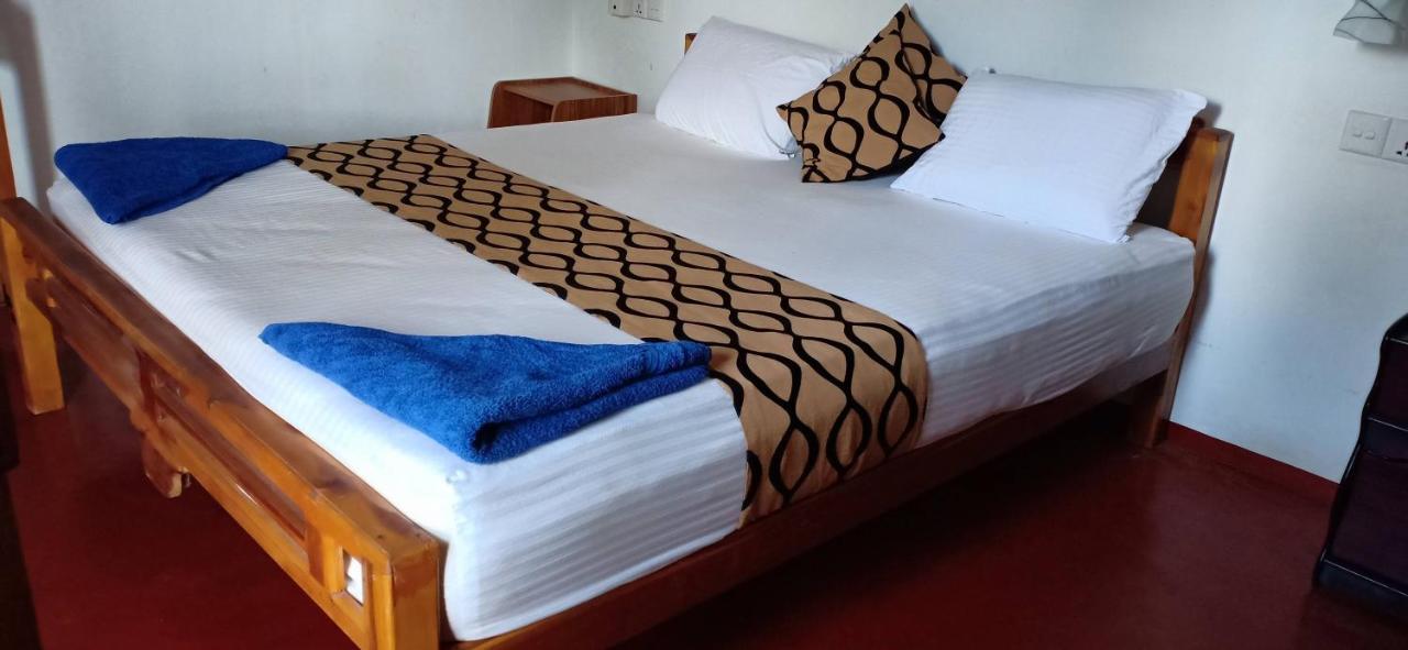 Surf & Sand Hotel Arugambay Arugam Bay Exteriér fotografie